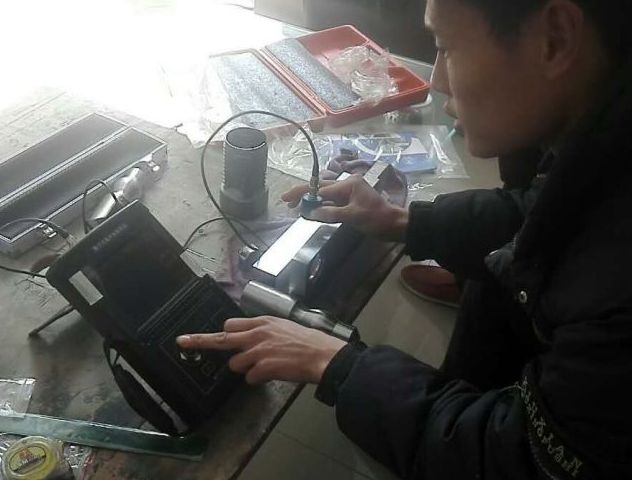 探傷儀使用現(xiàn)場(chǎng)